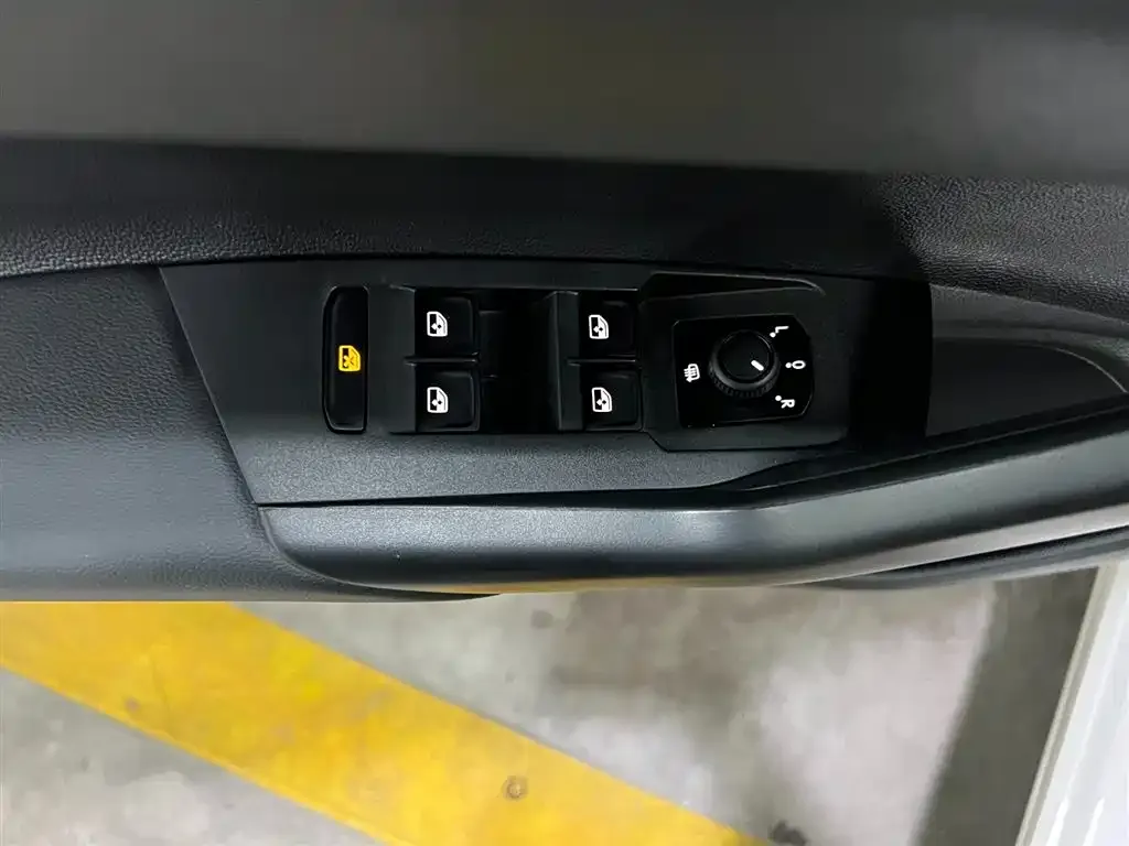 Volkswagen Polo 2022 из CN, фото 6