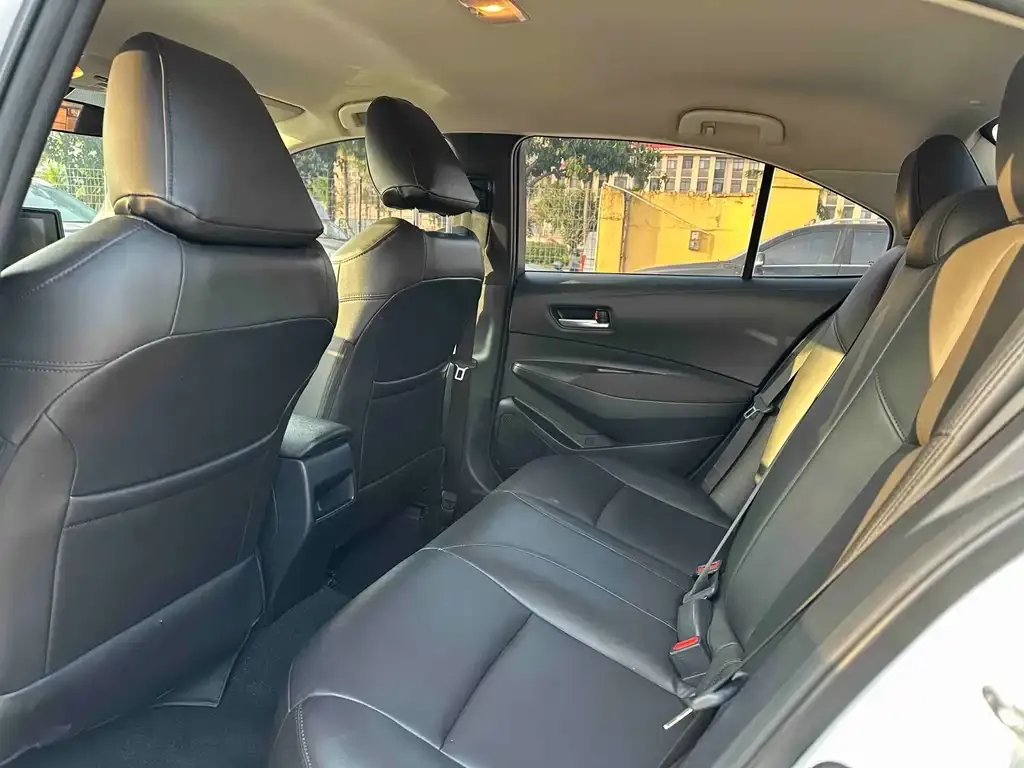 Toyota Corolla 2023 из CN, фото 6