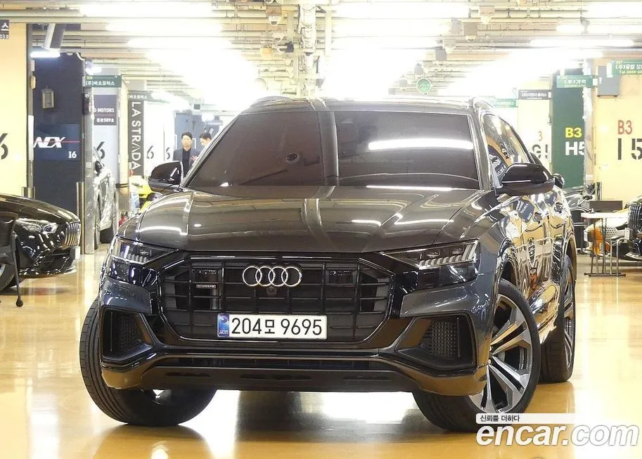 Audi Q8 — фото 2