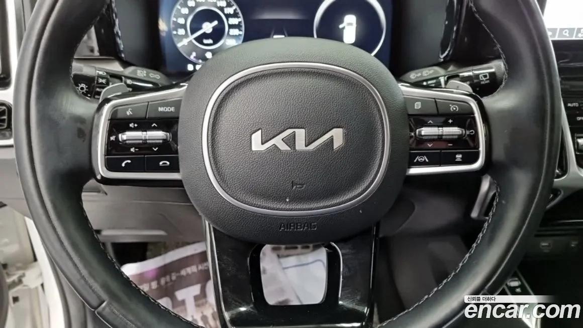 Kia Sorento — фото 6
