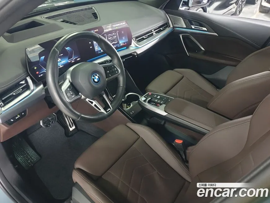 BMW iX1 2024 из KR, фото 4