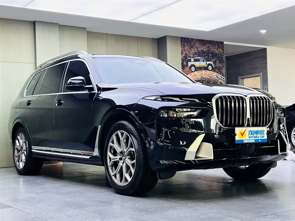 BMW X7 — фото 3