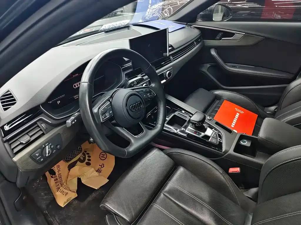 Audi A4L 2023 из CN, фото 7