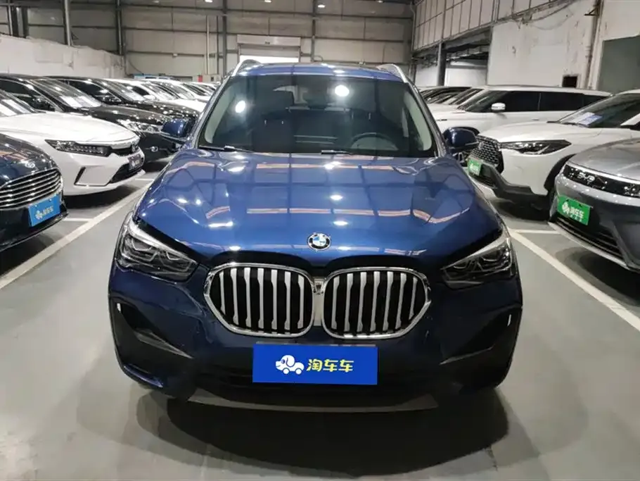 BMW X1 — фото 7
