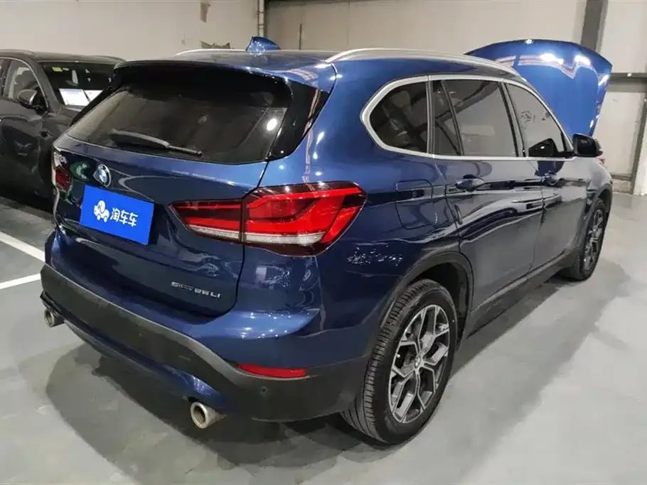 BMW X1 — фото 5