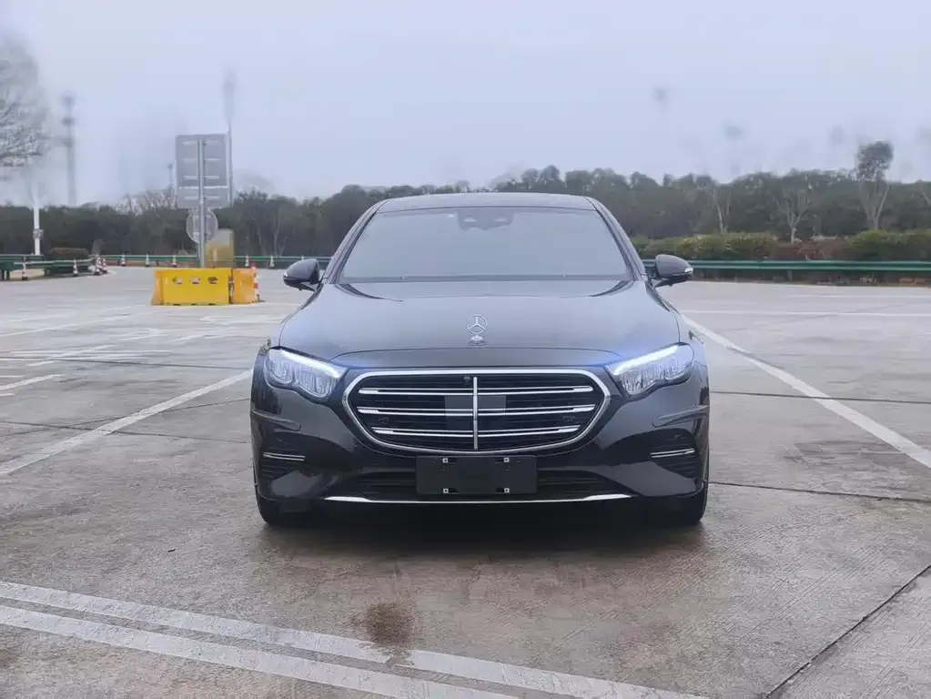 Mercedes-Benz E-Class 2025 из CN, фото 4