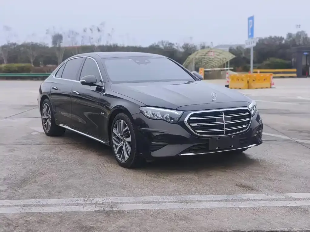 Mercedes-Benz E-Class 2025 из CN, фото 10