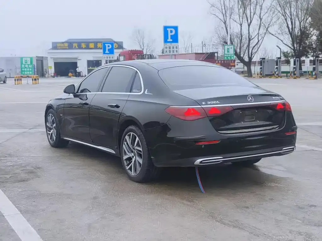 Mercedes-Benz E-Class 2025 из CN, фото 5