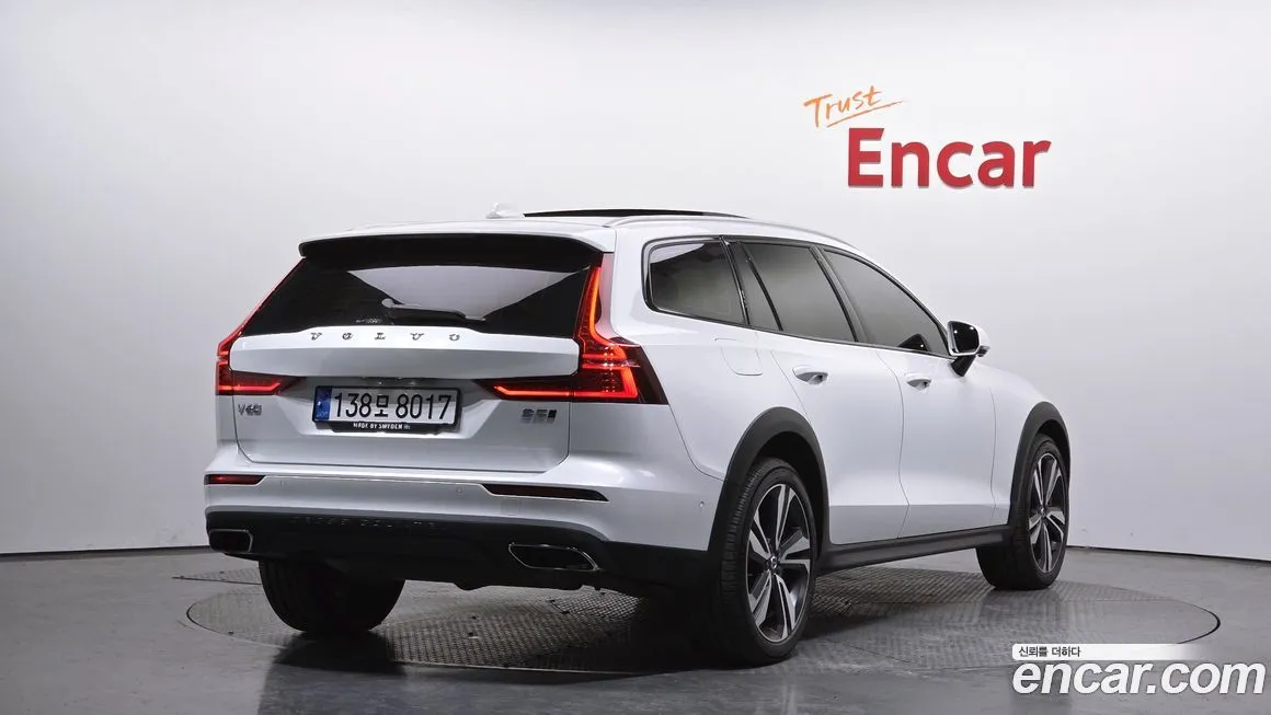 Volvo V60 2021 из KR, фото 9