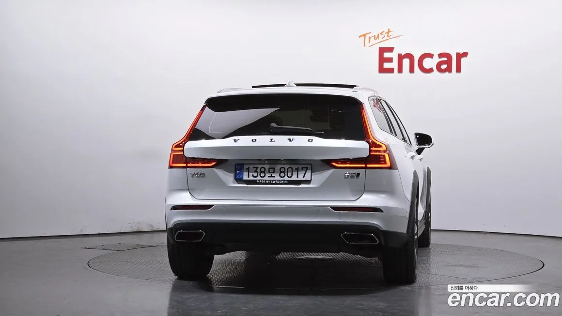 Volvo V60 2021 из KR, фото 2