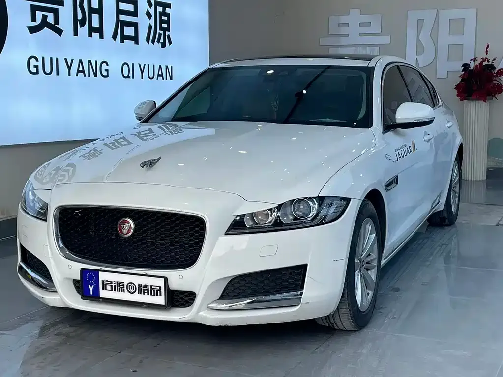 Jaguar XFL