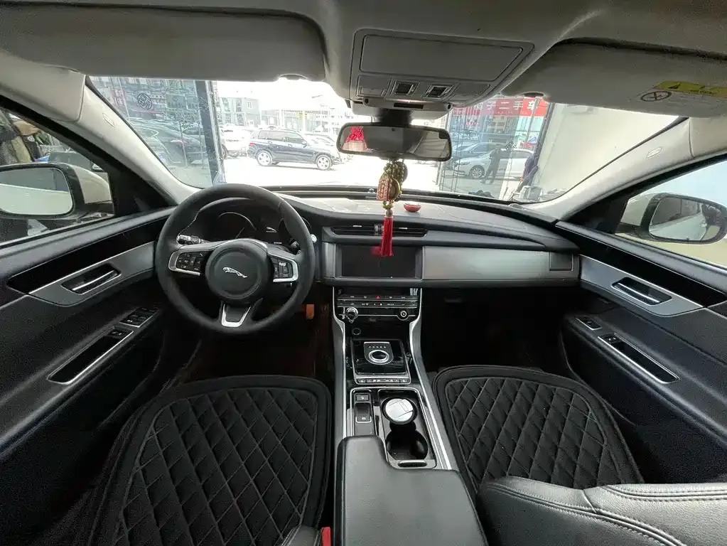 Jaguar XFL 2021 из CN, фото 7