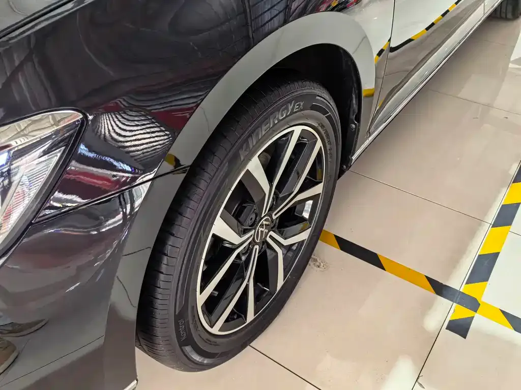 Volkswagen Magotan 2022 из CN, фото 10