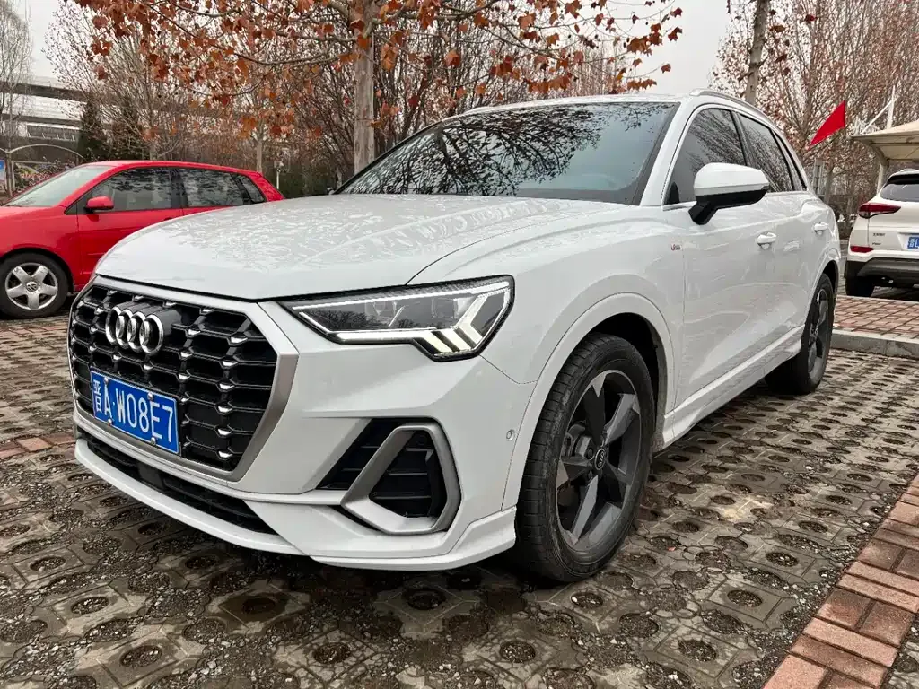 Audi Q3 2022 из CN, фото 1