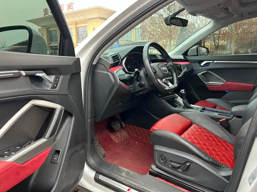 Audi Q3 2022 из CN, фото 4