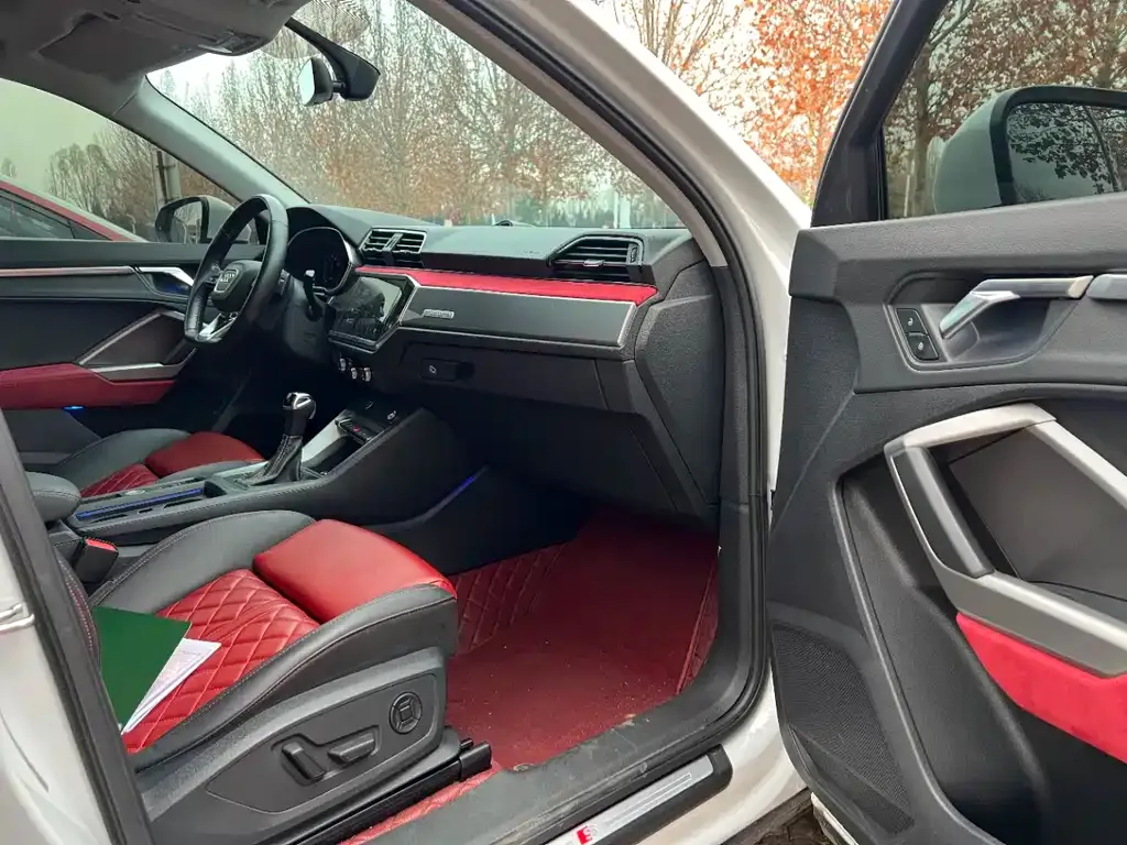 Audi Q3 2022 из CN, фото 2