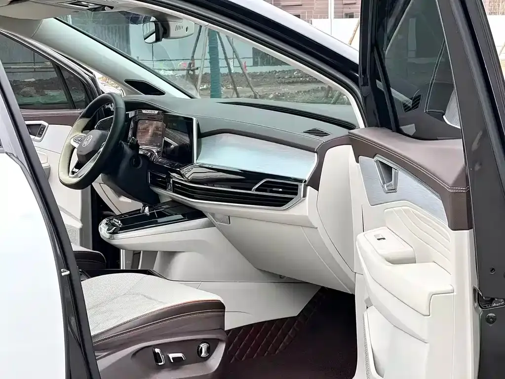 Volkswagen Talagon 2023 из CN, фото 9