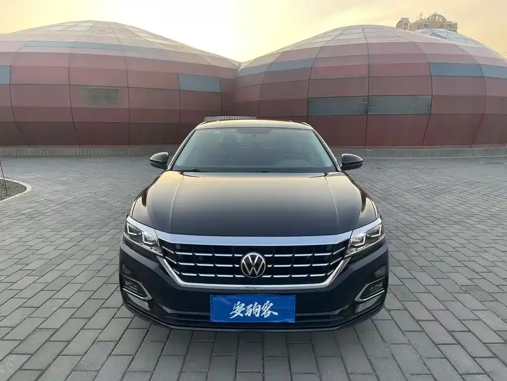 Volkswagen Passat — фото 7