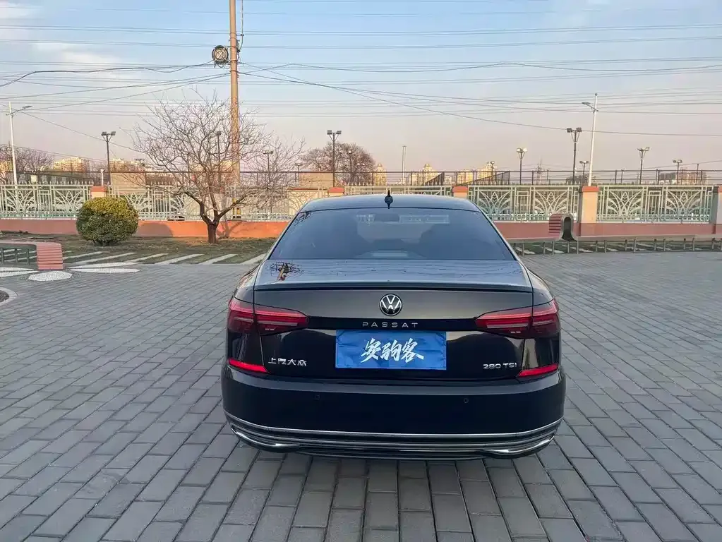 Volkswagen Passat — фото 3