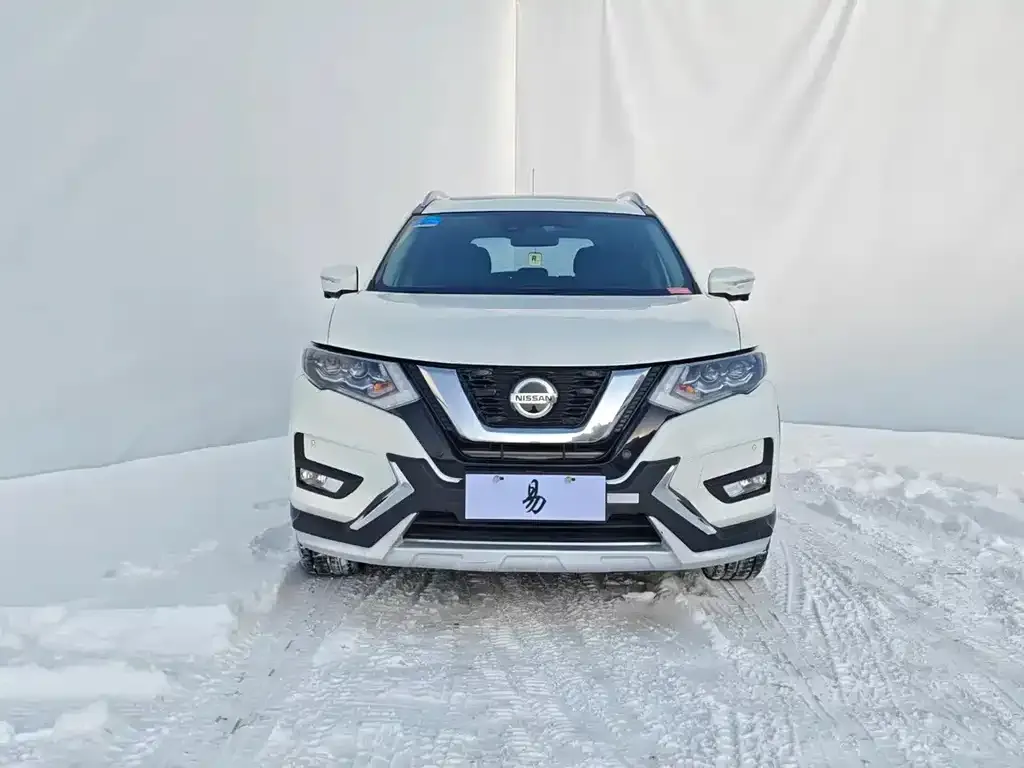 Nissan X-Trail 2021 из CN, фото 2