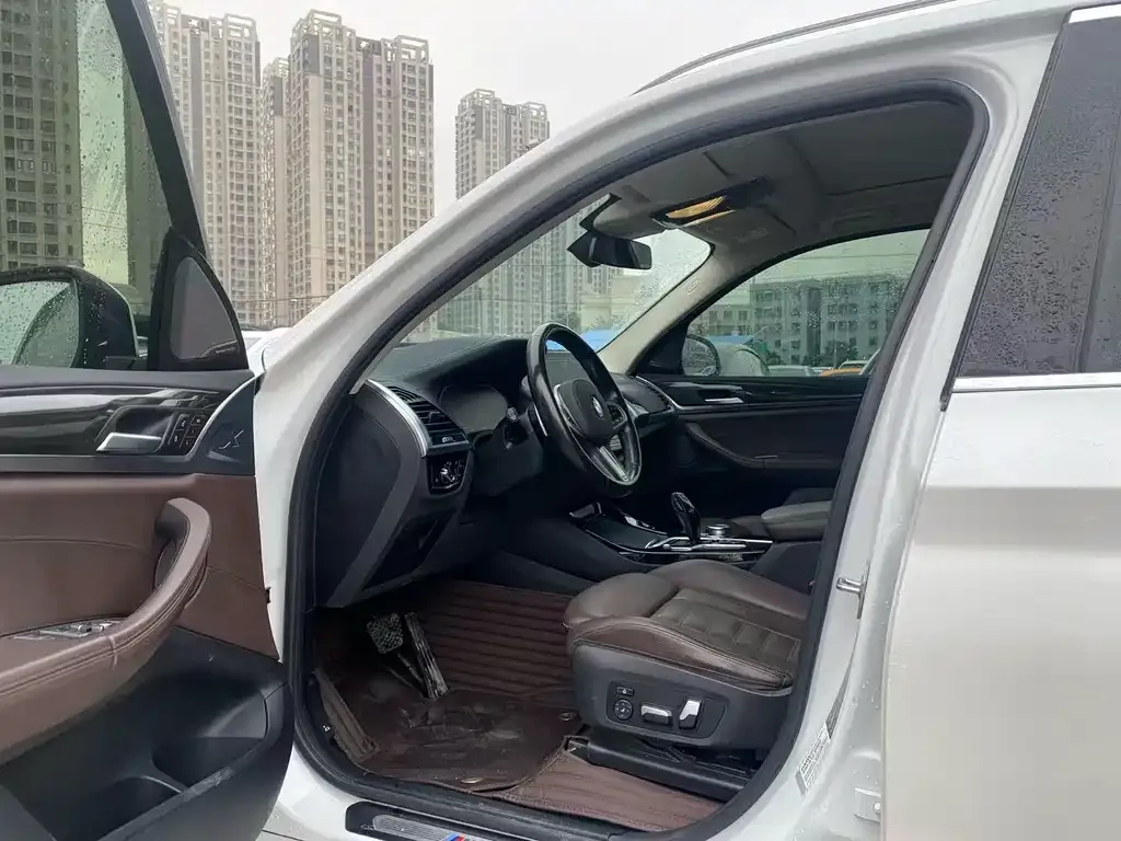 BMW X3 2021 из CN, фото 3