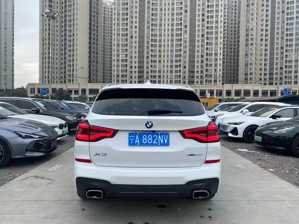 BMW X3 2021 из CN, фото 2