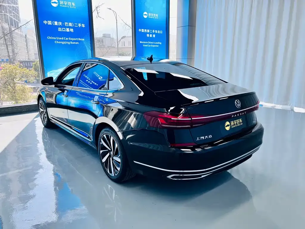 Volkswagen Passat — фото 4