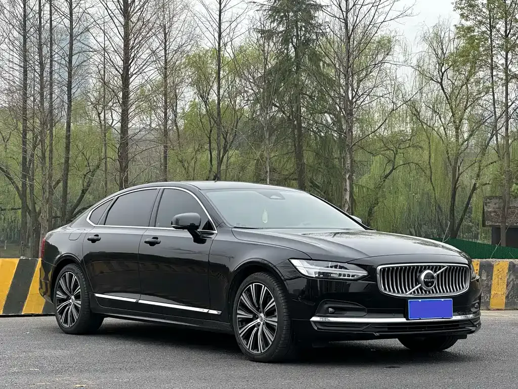 Volvo S90 — фото 10
