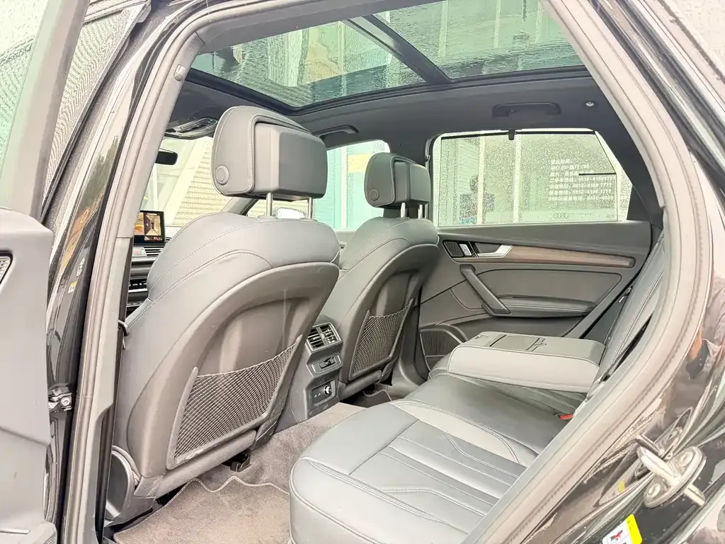 Audi Q5L 2025 из CN, фото 9