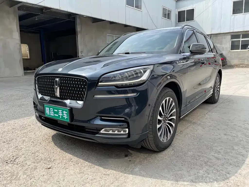 Lincoln Aviator 2023 из CN, фото 1