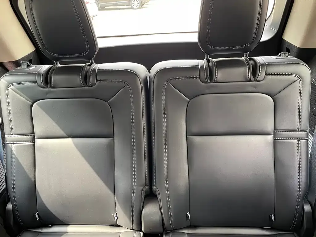 Lincoln Aviator 2023 из CN, фото 6