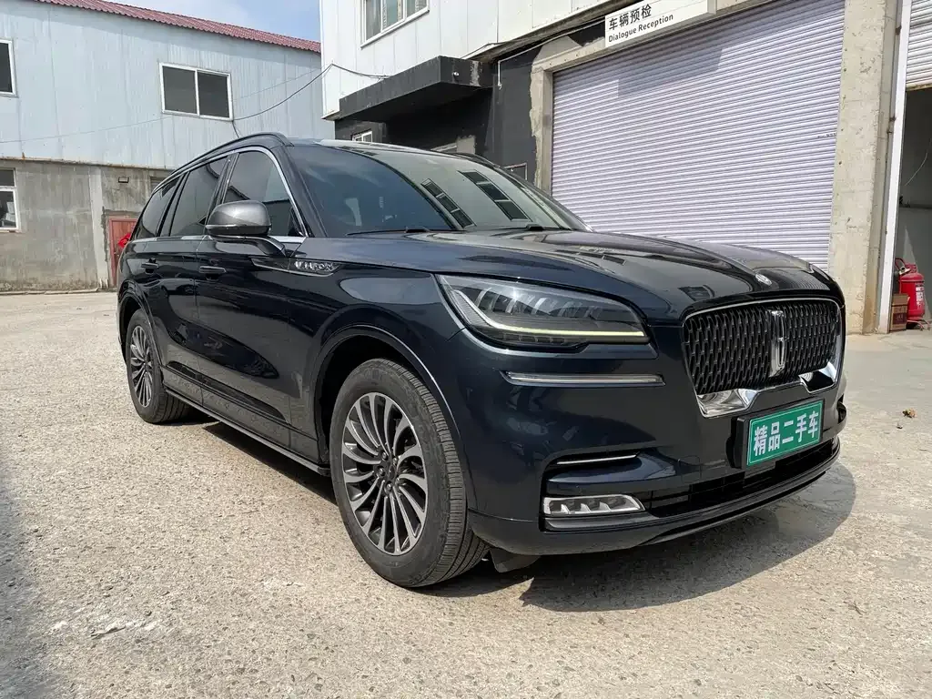 Lincoln Aviator 2023 из CN, фото 4