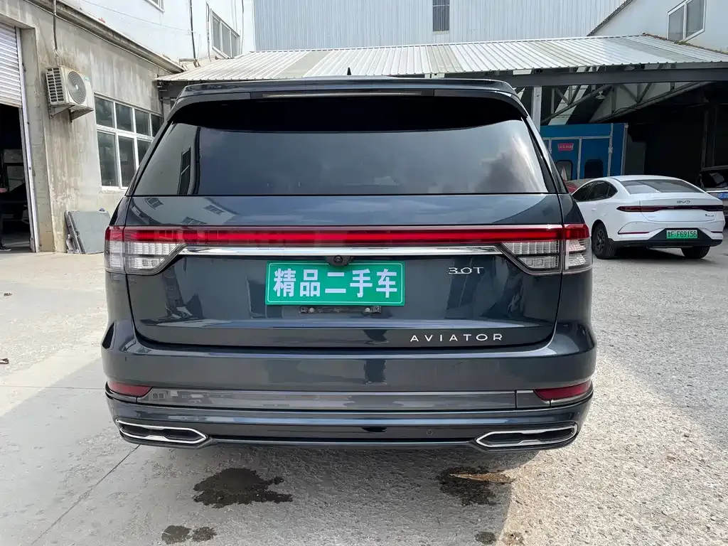 Lincoln Aviator 2023 из CN, фото 2