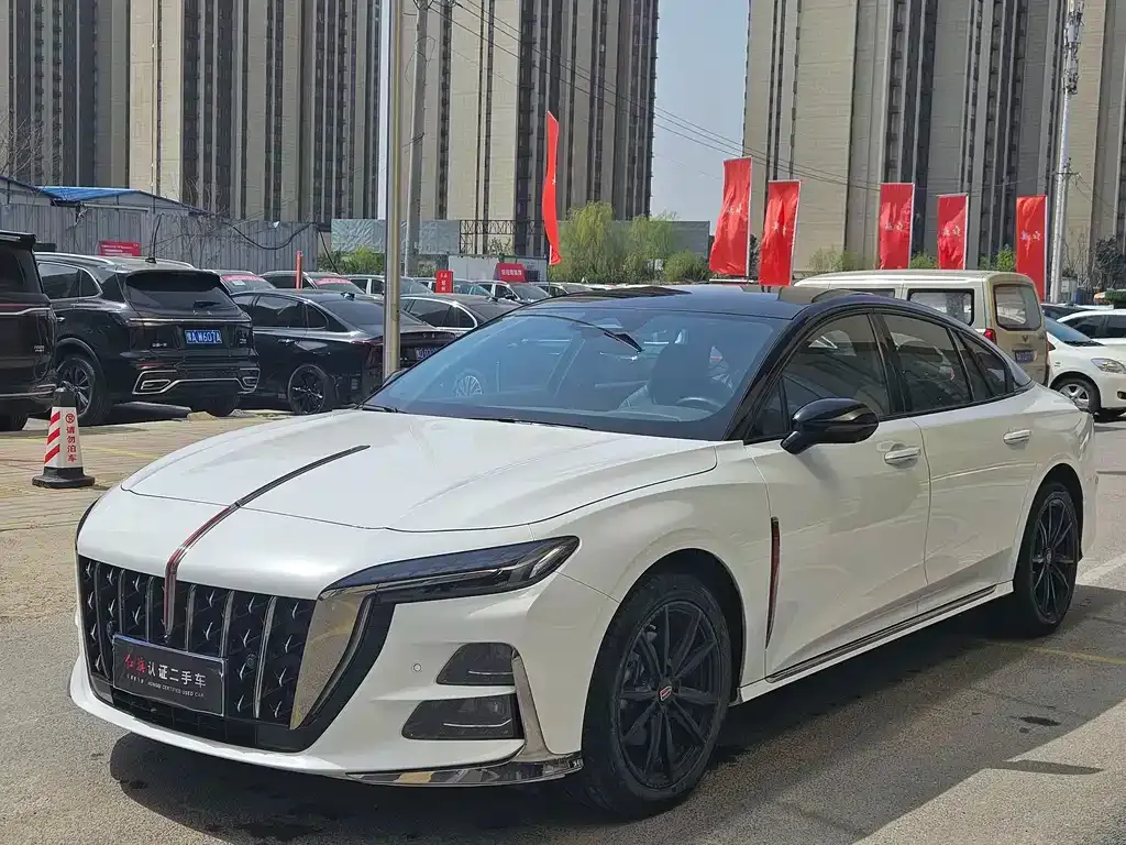 Hongqi H6 — фото 1