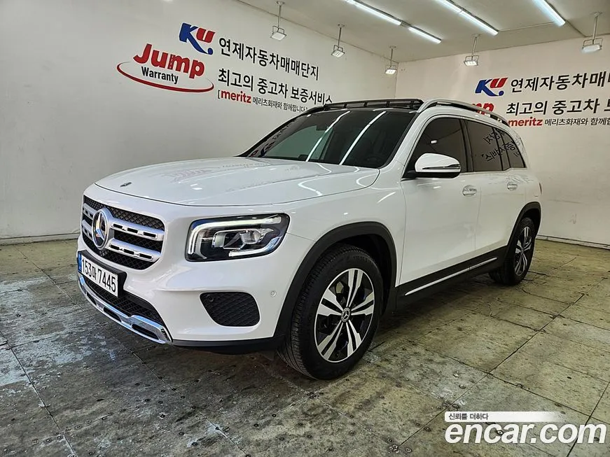 Mercedes-Benz GLB-Class — фото 1