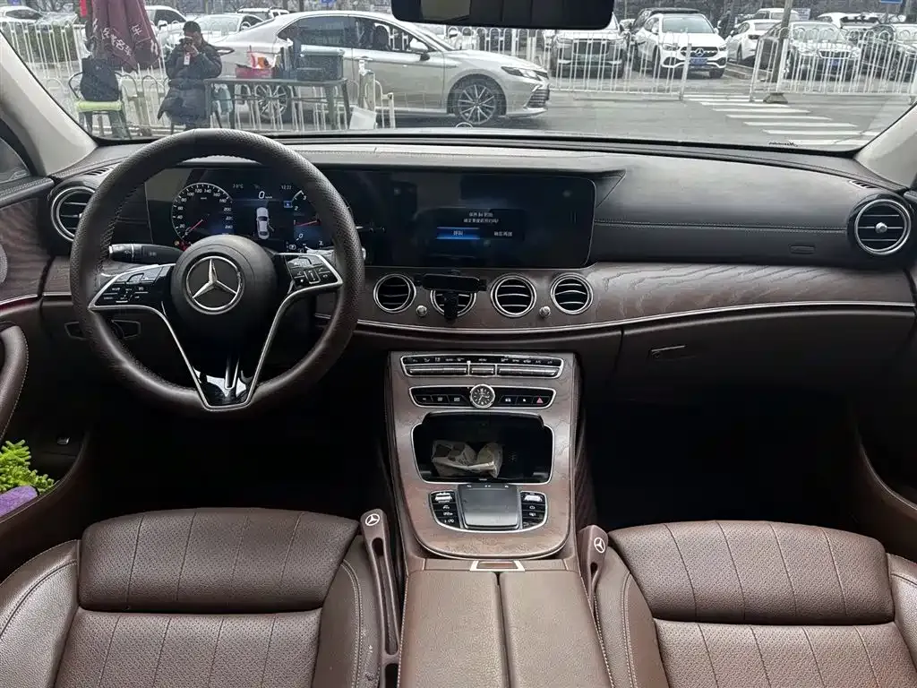 Mercedes-Benz E-Class 2022 из CN, фото 8