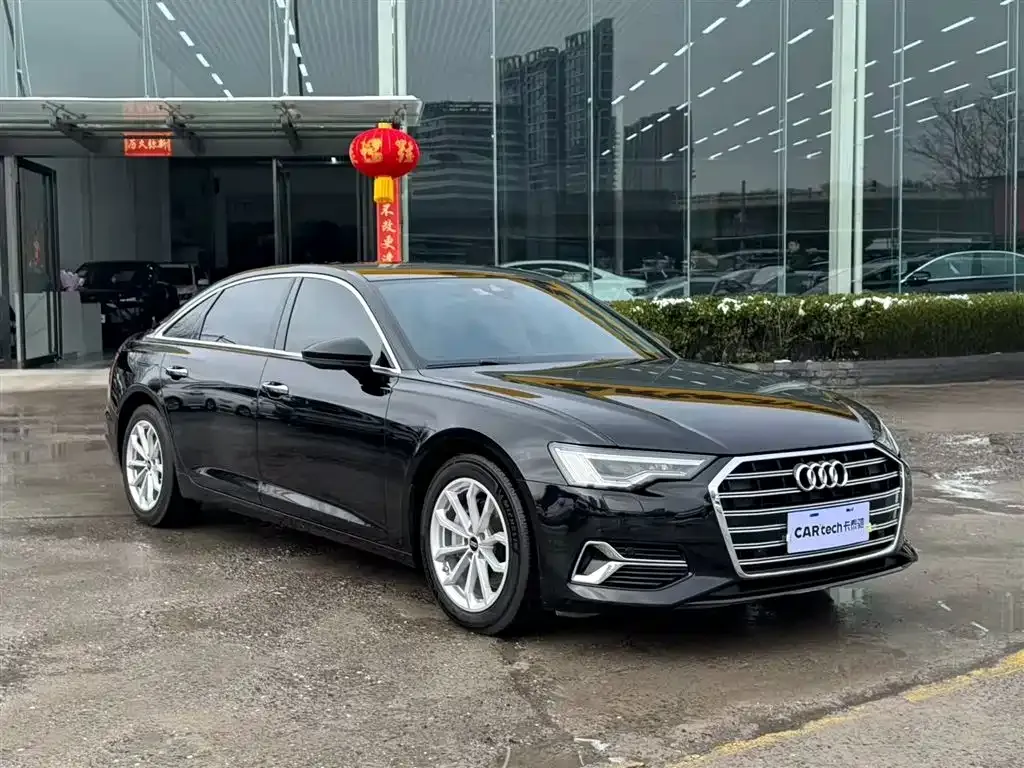 Audi A6L 2023 из CN, фото 6