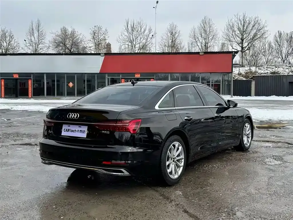 Audi A6L 2023 из CN, фото 10