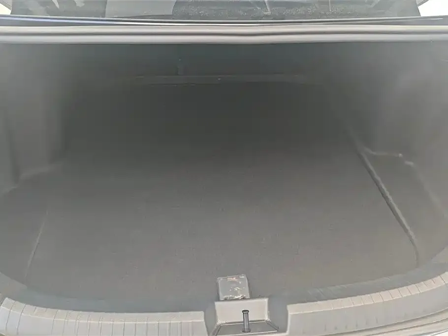 Volkswagen Sagitar 2025 из CN, фото 2