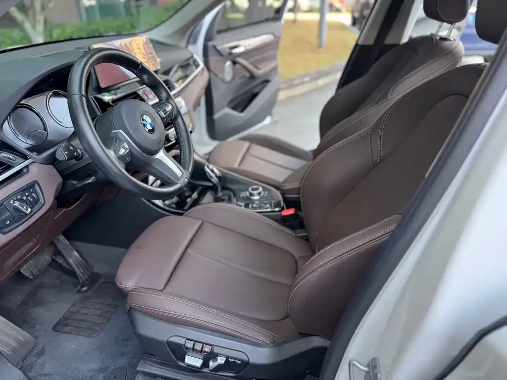 BMW X1 2022 из CN, фото 3