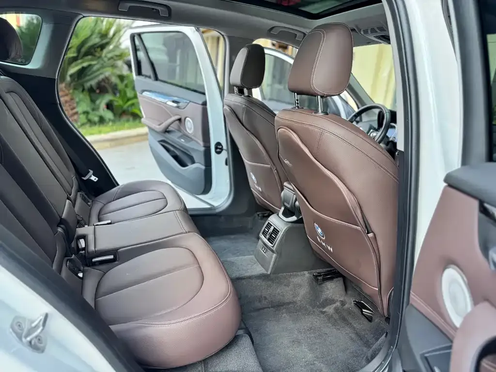 BMW X1 2022 из CN, фото 4