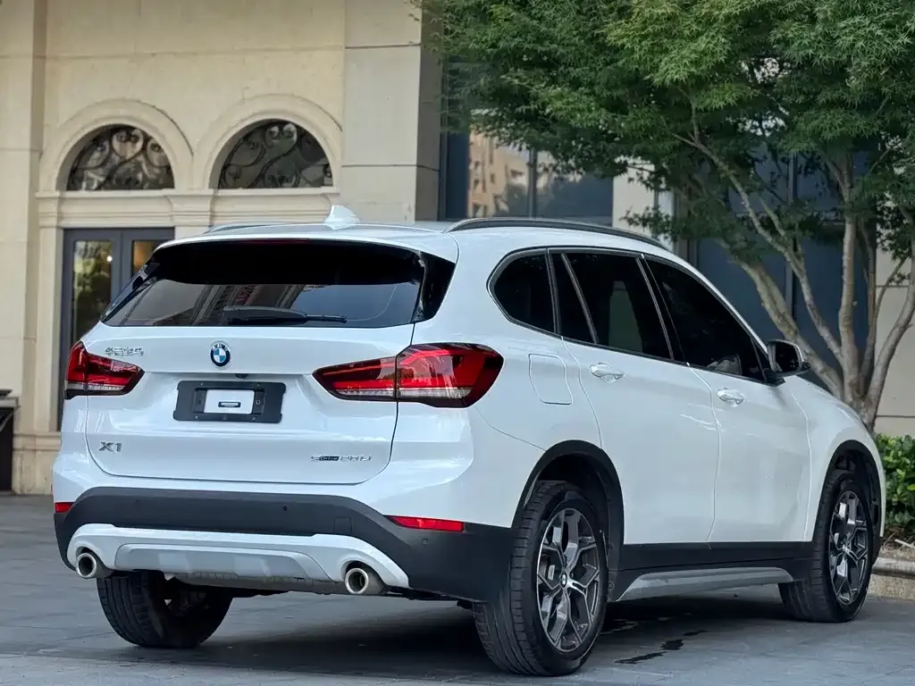 BMW X1 2022 из CN, фото 2