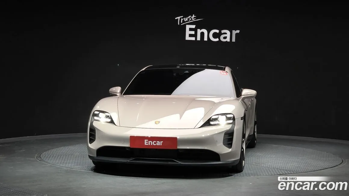 Porsche Taycan 2023 из KR, фото 3