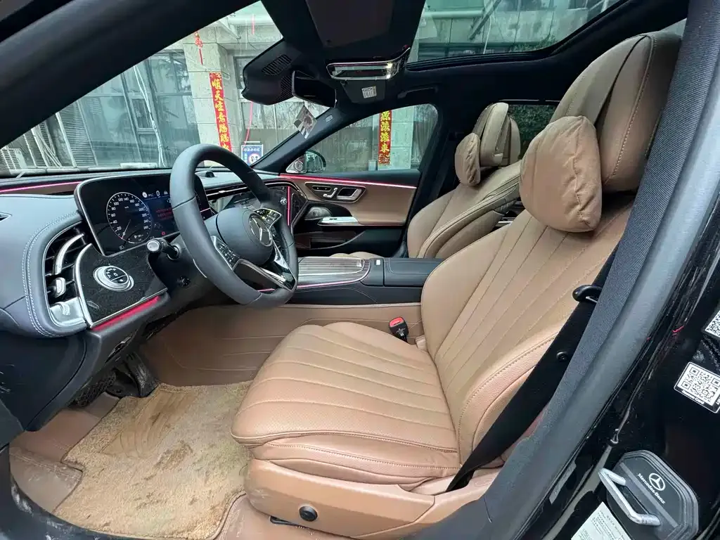 Mercedes-Benz E-Class — фото 9