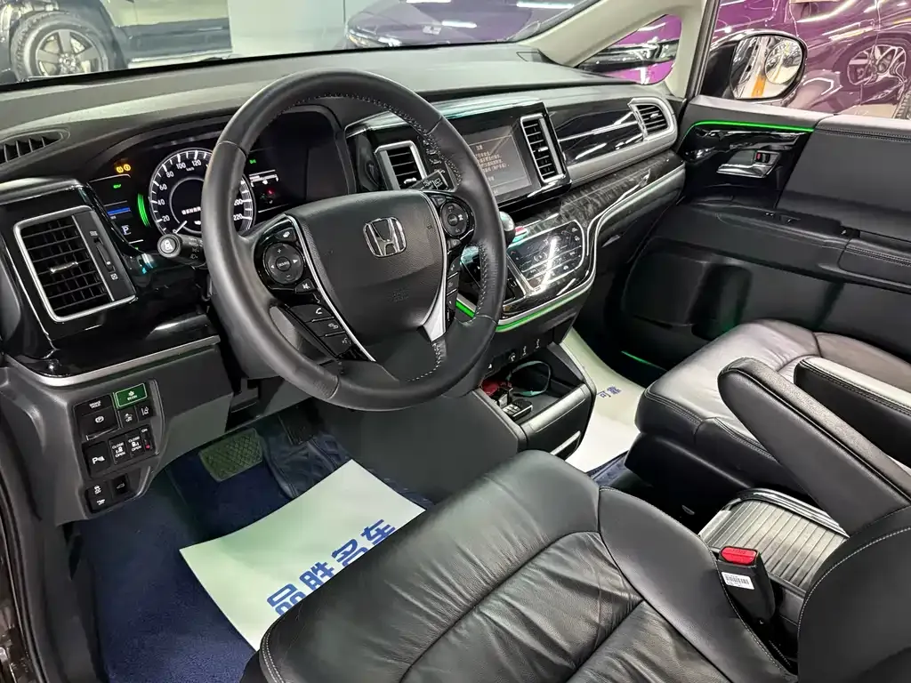 Honda Elysion 2021 из CN, фото 7