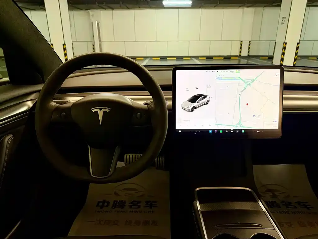 Tesla Model 3 — фото 2