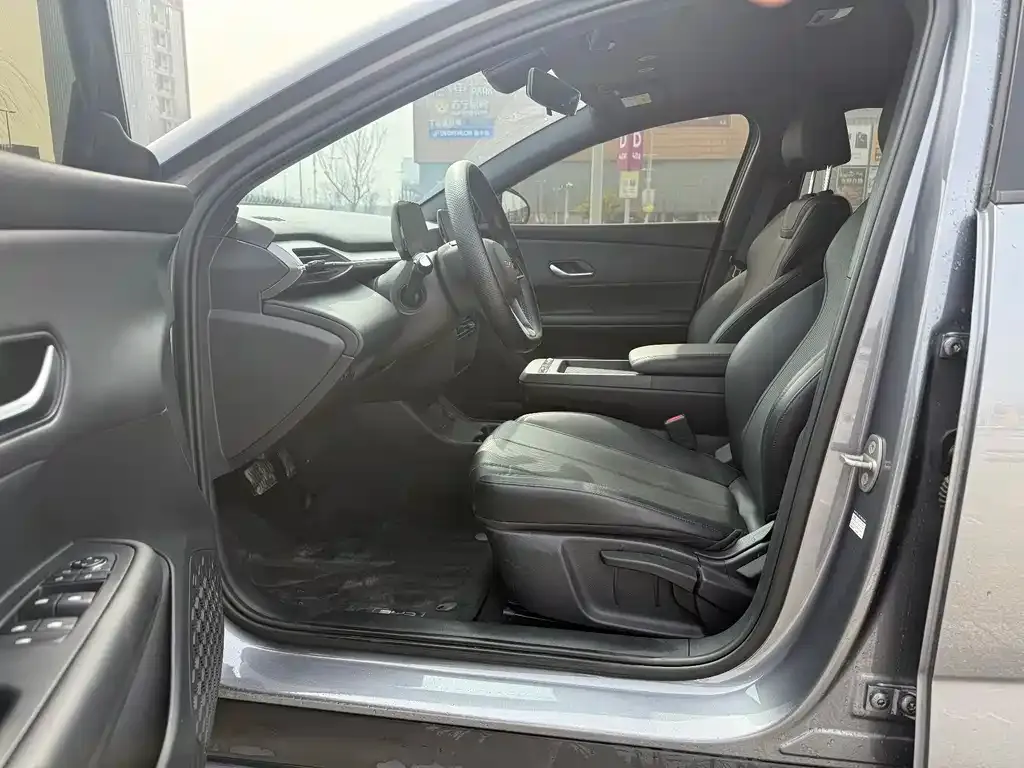 BYD e7 2025 из CN, фото 4