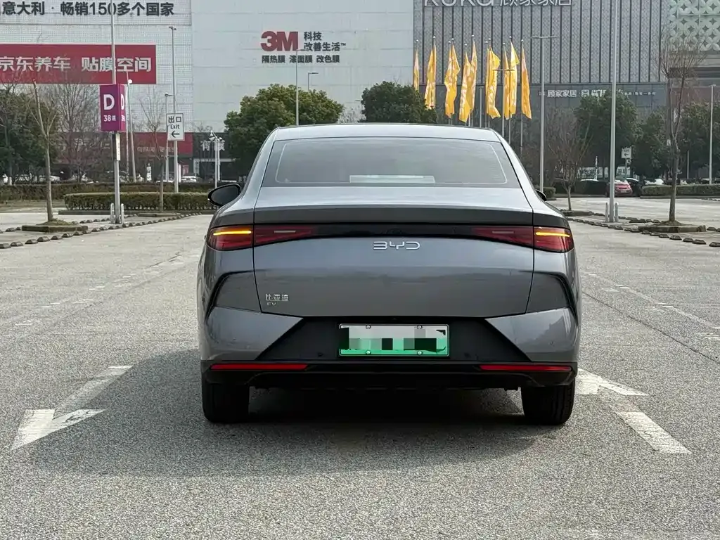 BYD e7 2025 из CN, фото 8