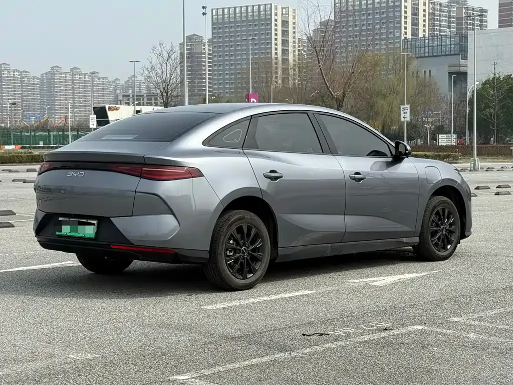 BYD e7 2025 из CN, фото 10