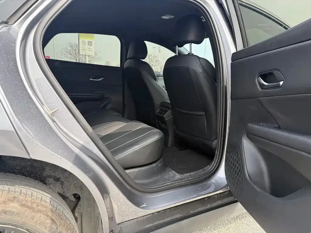 BYD e7 2025 из CN, фото 7